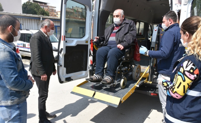 Bursa'da engelsiz taksinin ilk seferini Başkan Sertaslan yaptı