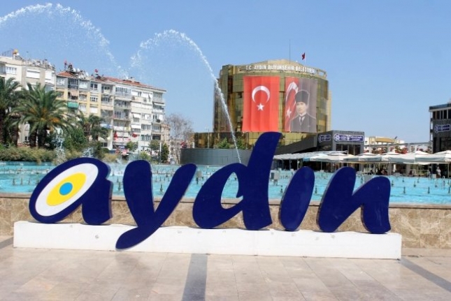 Aydın Büyükşehir 'Engelli Masası' ile engelleri kaldırıyor
