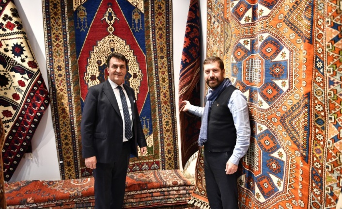 Yağcıbedir halıları Bursa'da sergileniyor