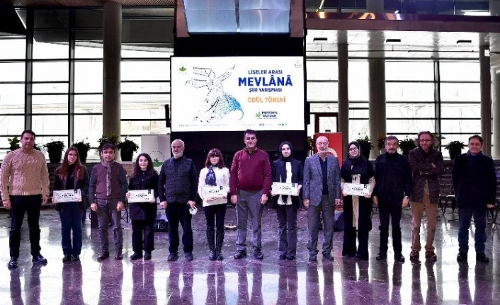 Bursa'da Mevlana Şiir Yarışması’nda ödüller sahiplerini buldu