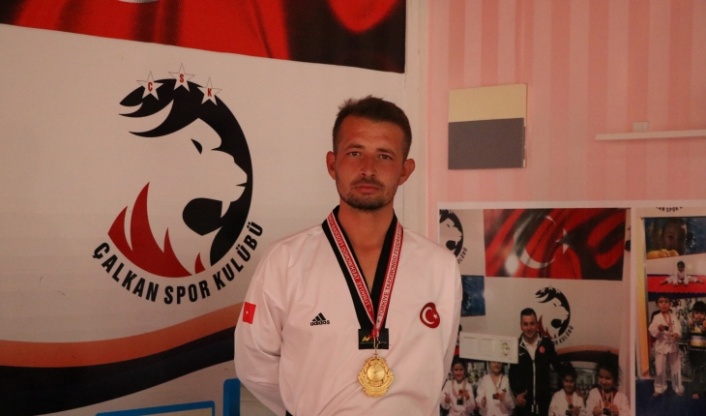 Engelli milli tekvandocu Recep Özdemir, dünya şampiyonluğu için çalışıyor