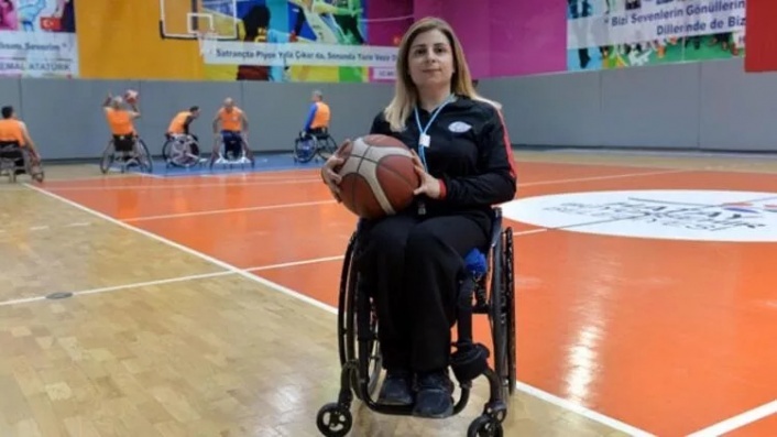 Songül Çelik, engelli kadın basketbol ligi istiyor