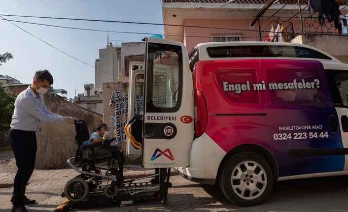 Engelli Birey Transfer ve Servis Hizmeti” ile engelleri aşmaya devam ediyor