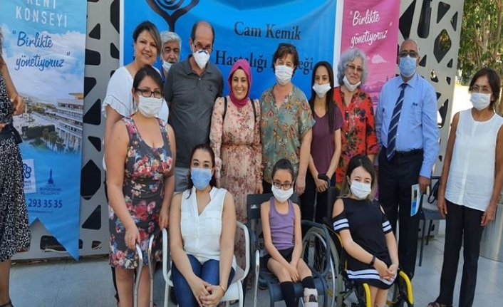 Cam Çocuklara ''Candan'' destek...