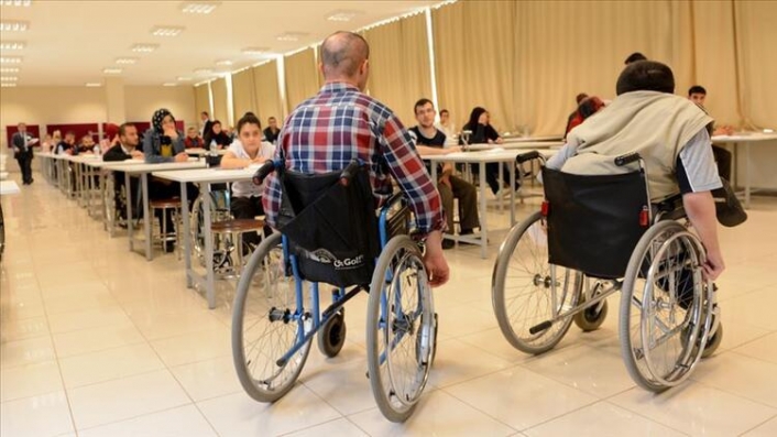 İlçe nüfus müdürlükleri, EKPSS adayları için pazar günü açık tutulacak.