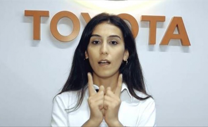 Toyota'dan işitme engelli için işaret diliyle görüntülü iletişim hattı