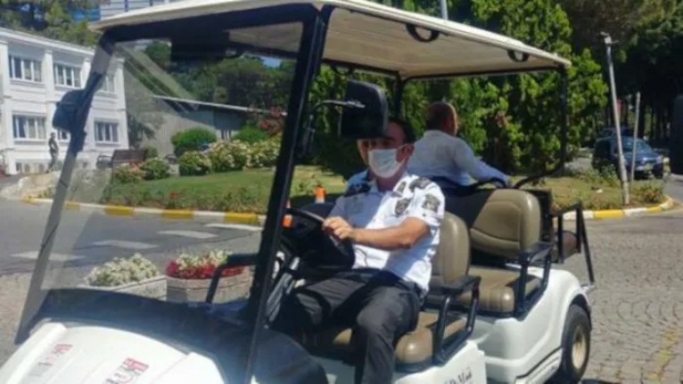 İBB'den golf arabası yanıtı: Yaşlı ve engelliler için aldık