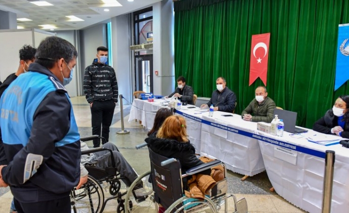 Ankara'da engellilere verilecek 150 simit camekanına yoğun ilgi
