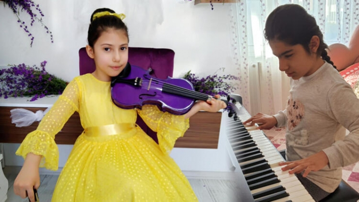 İki özel çocuğun müzikle renklenen zorlu yaşamlarının hikayesi