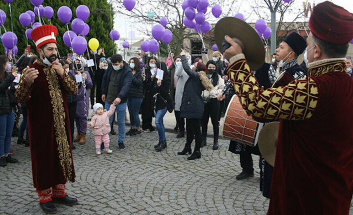 SMA hastası Hamza mehter eşliğinde ABD'ye uğurlandı