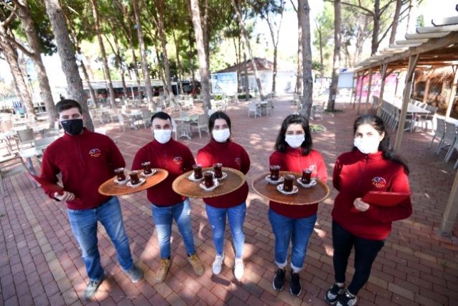 Engelsiz Kafe yeniden açıldı