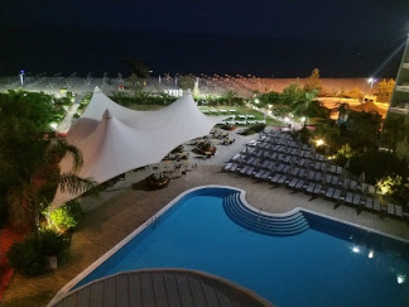 EYAF ve En-Kamu-Der'den 5 Yıldızlı Tatil Organizasyonu