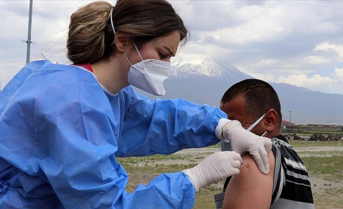 Evde Bakım Yardımı alan 500 binin üzerindeki engelli ve yakını için aşılama başlıyor