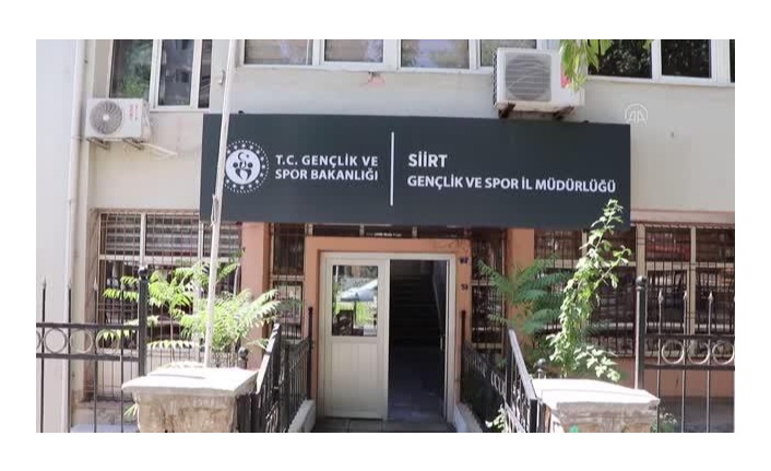 Dereceye giren sporcular ödüllendirildi
