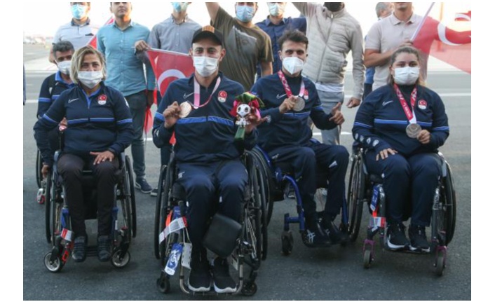 2020 Tokyo Paralimpik Oyunları'nda yarışları biten milli sporcular yurda döndü