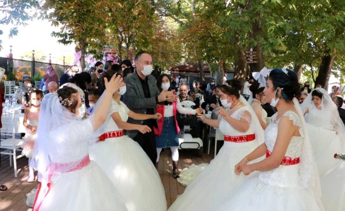 Engelli genç kızların gelinlik hayali gerçek oldu