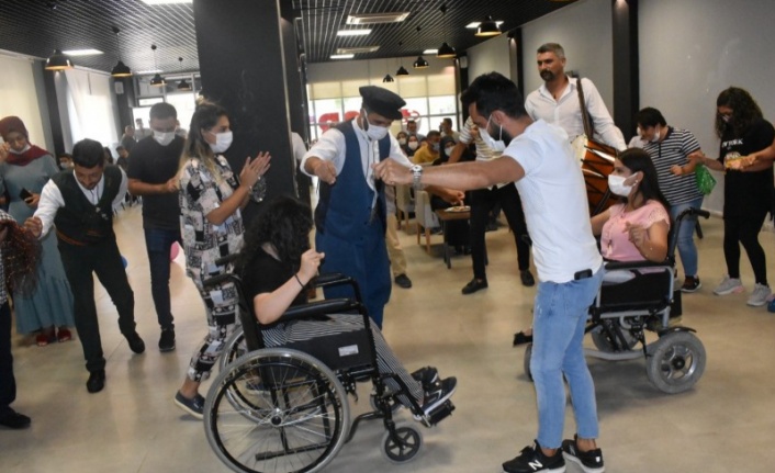 Mardin'de engelliler için müzik şöleni düzenlendi