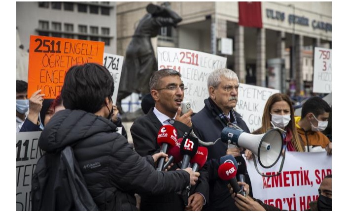 Engelli öğretmen adayları atama talep etti