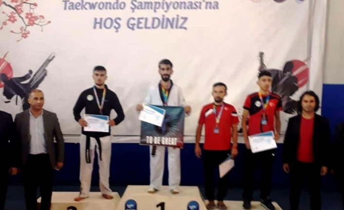 Taekwondo İşitme Engelliler Türkiye Şampiyonası üçüncüsü Emet'ten