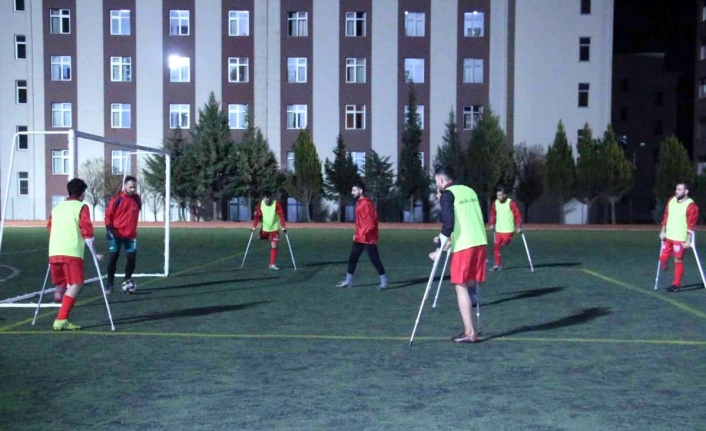 Denizli Ampute Futbol Takımı, Kayseri'ye 3 puan için gidiyor