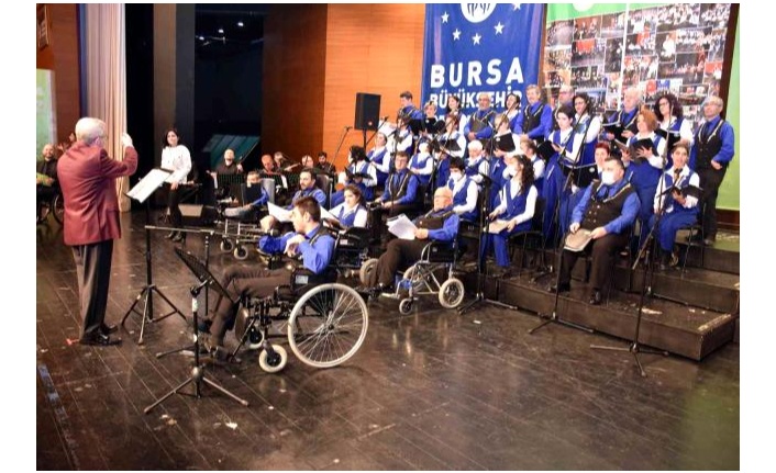 Bursa Kent Konseyi'nden engellilere moral gecesi