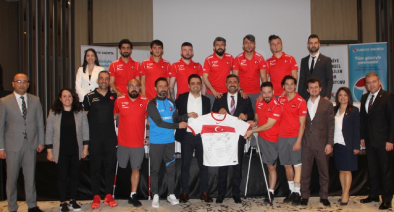 Ampute Milli Futbol Takımı'na yeni sponsor