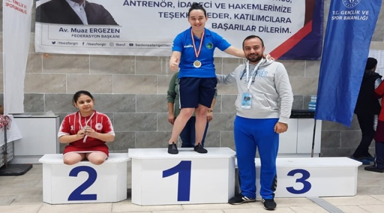 Ordulu Engelli Yüzücü Eda Kaya Türkiye Şampiyonu oldu