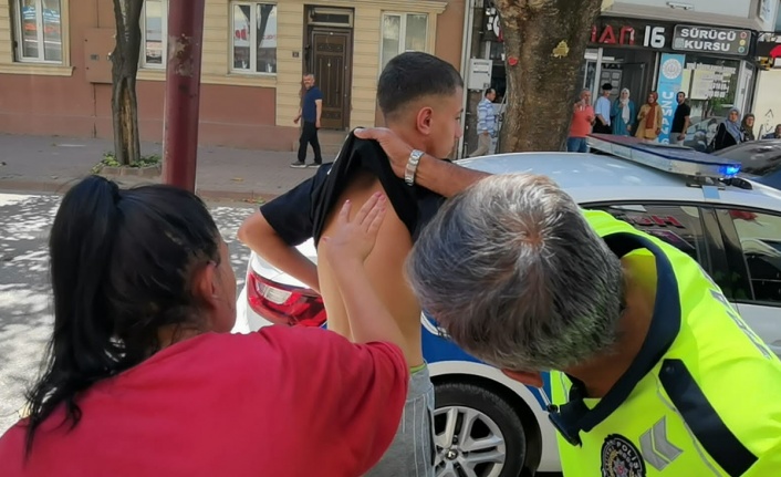 İnegöl'de kadın sürücü engelli genci darp edip kaçtı