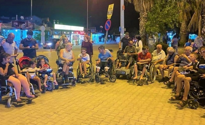 Termal sularda şifa arayan engelli aileleri, Karahayıt’ta konaklama desteği istiyor