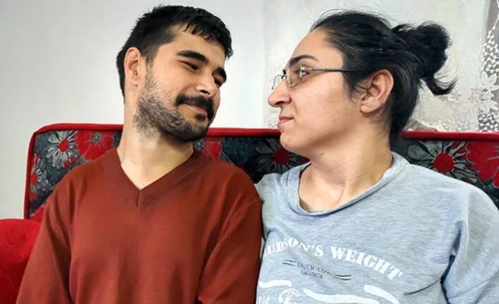 Engelli çift kaçarak evlendi!