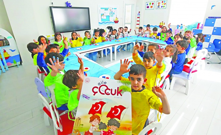 Engelli çocuklara ‘Aile Çocuk dergisi’