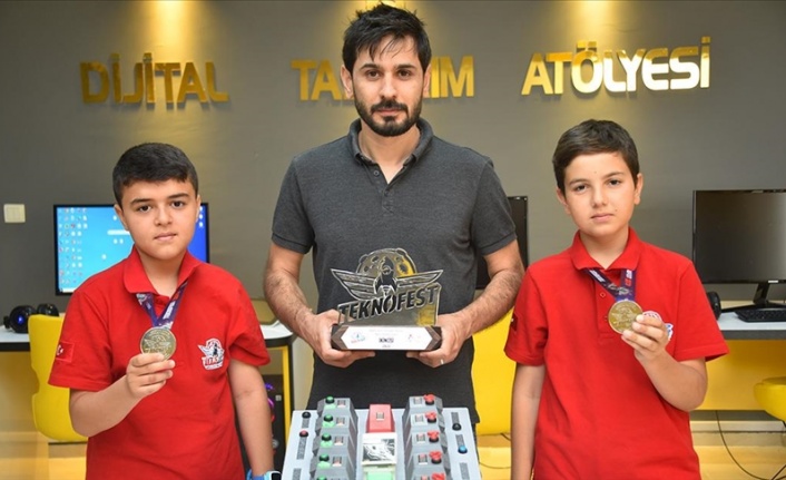 Görme engelliler için ses destekli dijital mangala geliştirdiler