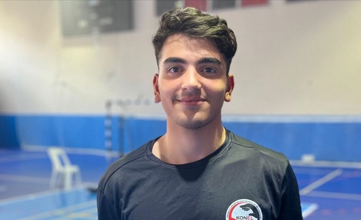 İşitme engelli para badmintoncudan tarihi başarı