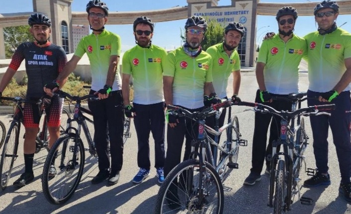 Görme engelliler farkındalıkiçin 100 kilometre pedalladı