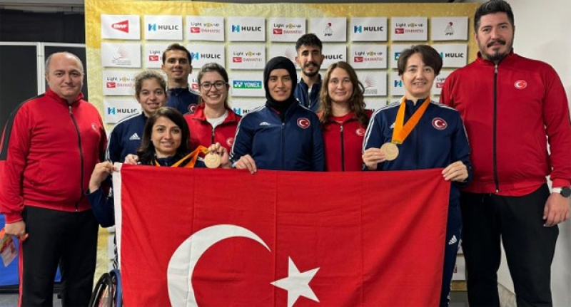 Para badmintonculardan Japonya'da 2 madalya