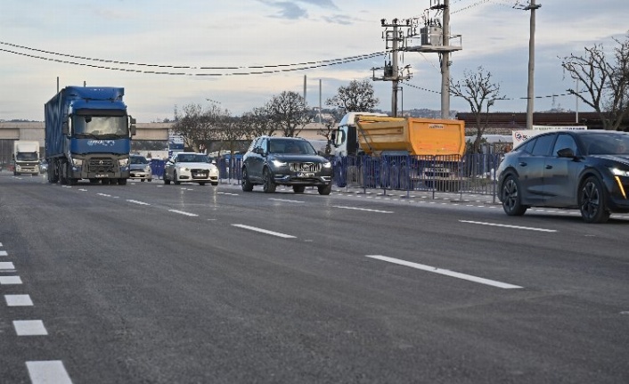 Bursa Mudanya Yolu'ndaki çile sona erdi: Geçit'te şerit sayısı 3'e çıktı!