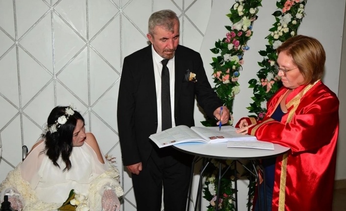 Engelli Çift  Evlendi