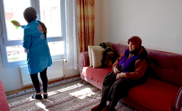 Bu yıl 128 bin engelli ve yaşlıya devletin "vefa eli" uzandı