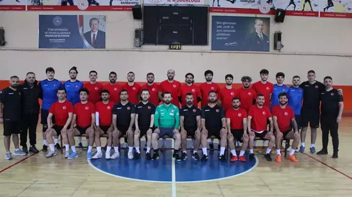 İşitme Engelli erkek Futsal Milli Takımı, Avrupa Şampiyonasına Aksaray’da hazırlanıyor