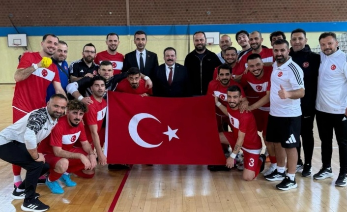 İşitme Engelliler Erkek Futsal Milli Takımı, olimpiyatlara kota kazandı