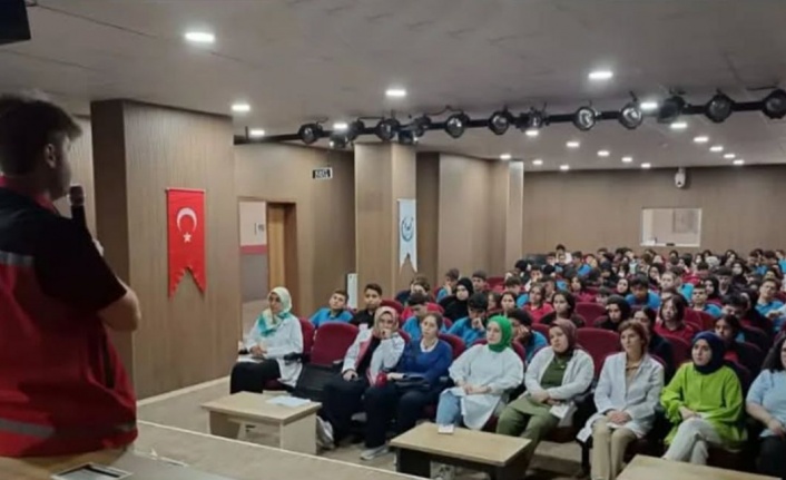 Lise öğrencilerine 'Down sendromu' anlatıldı