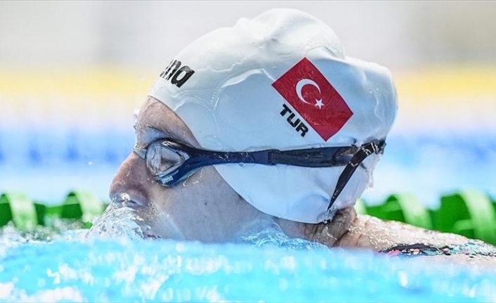 Dünya Şampiyonu 13 yaşındaki milli paralimpik yüzücü Yüce'nin hedefi Los Angeles 2028