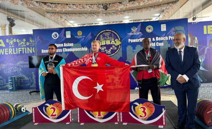 Görme Engelli Dünya Şampiyonu Çevik: "İstiklal Marşı’nı okutmak büyük hedeflerimdendi"