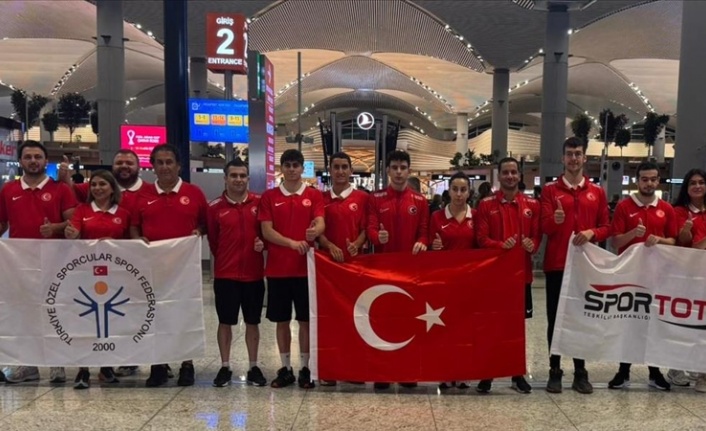 Özel Sporcular Otizm ve Mental Yüzme Takımı'ndan Dünya Şampiyonası'nda 11 madalya