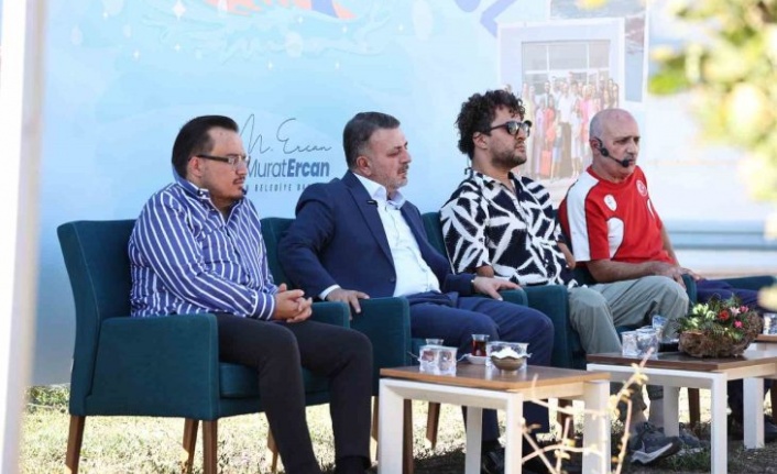 Paralimpik Yüzücü Hamit Demir, Engelli Bireylerle Buluştu