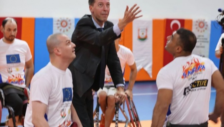 AB Türkiye Delegasyonu Maslahatgüzarı Vilcinskas, engelli sporcularla buluştu