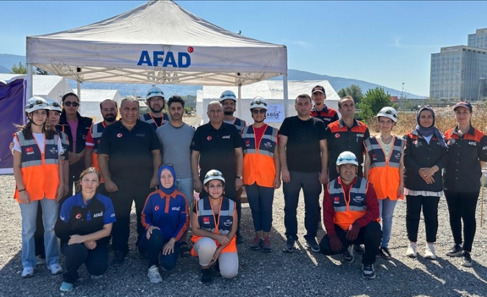 Afetlerde engelliler ve ailelerine yardım edecek personele özel eğitim veriliyor