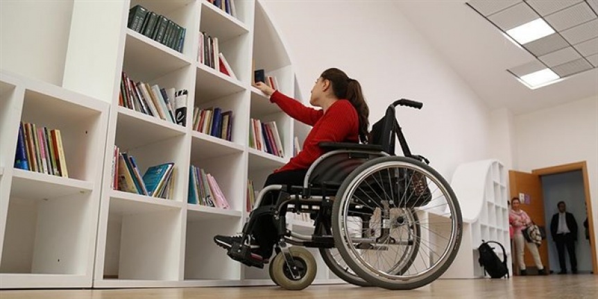 Açık öğretim okullarında 7 bin 386 engelli öğrenci kayıtlı