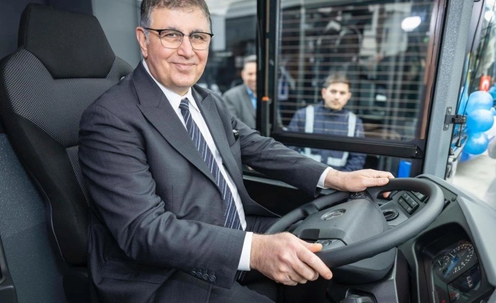 İzmir’de  “Duraktayım” artık tekerlekli sandalye kullanıcıları için de aktif