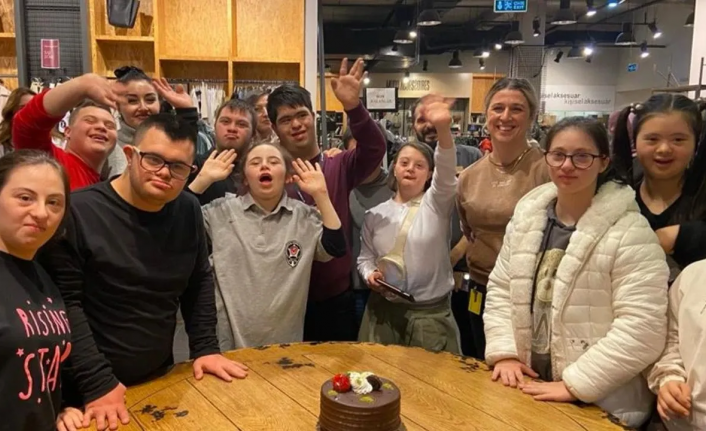 Down sendromlular neden birbirine benzer?